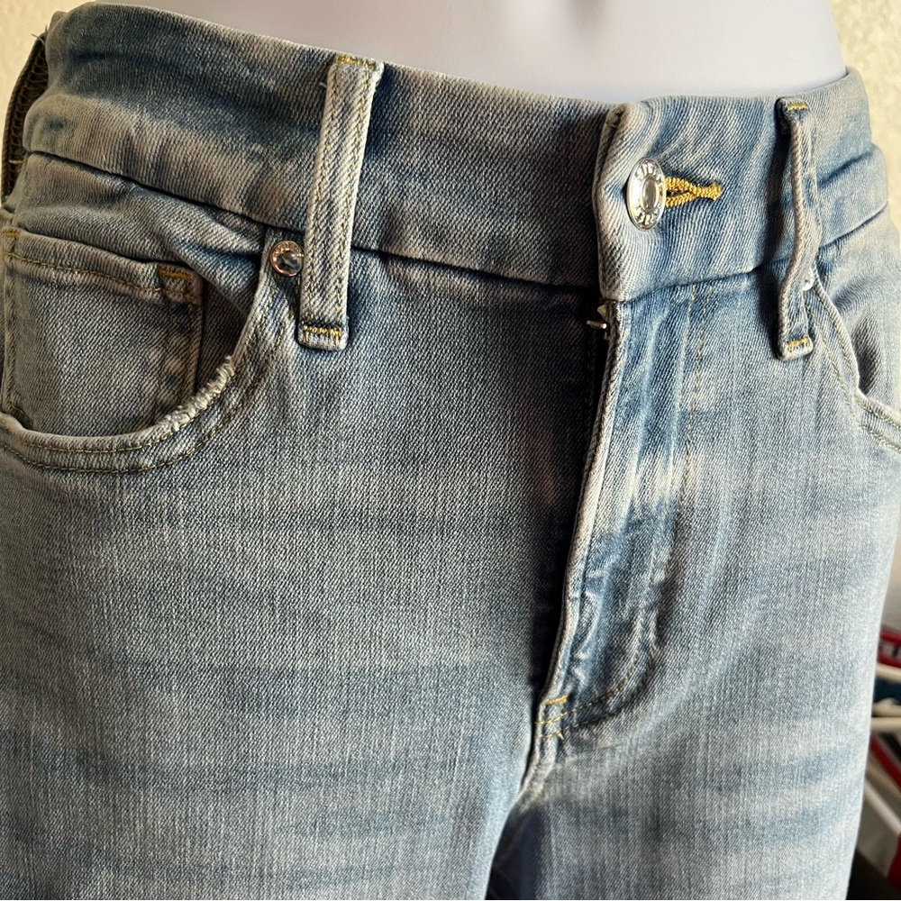 NWOT Express High Waisted Medium Wash Ripped FlexX Ankle Straight Jeans, Small R - Picture 10 of 13